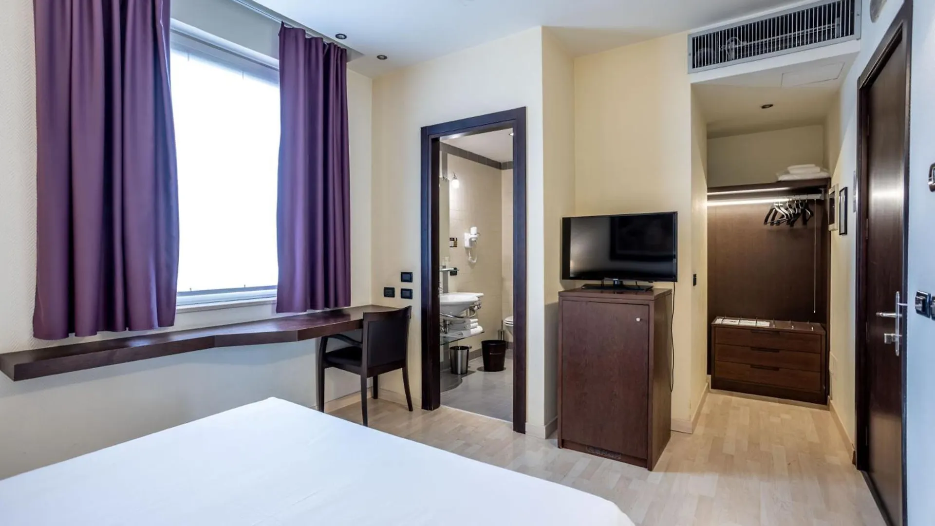 Stadio Hotel Plasencia Italia