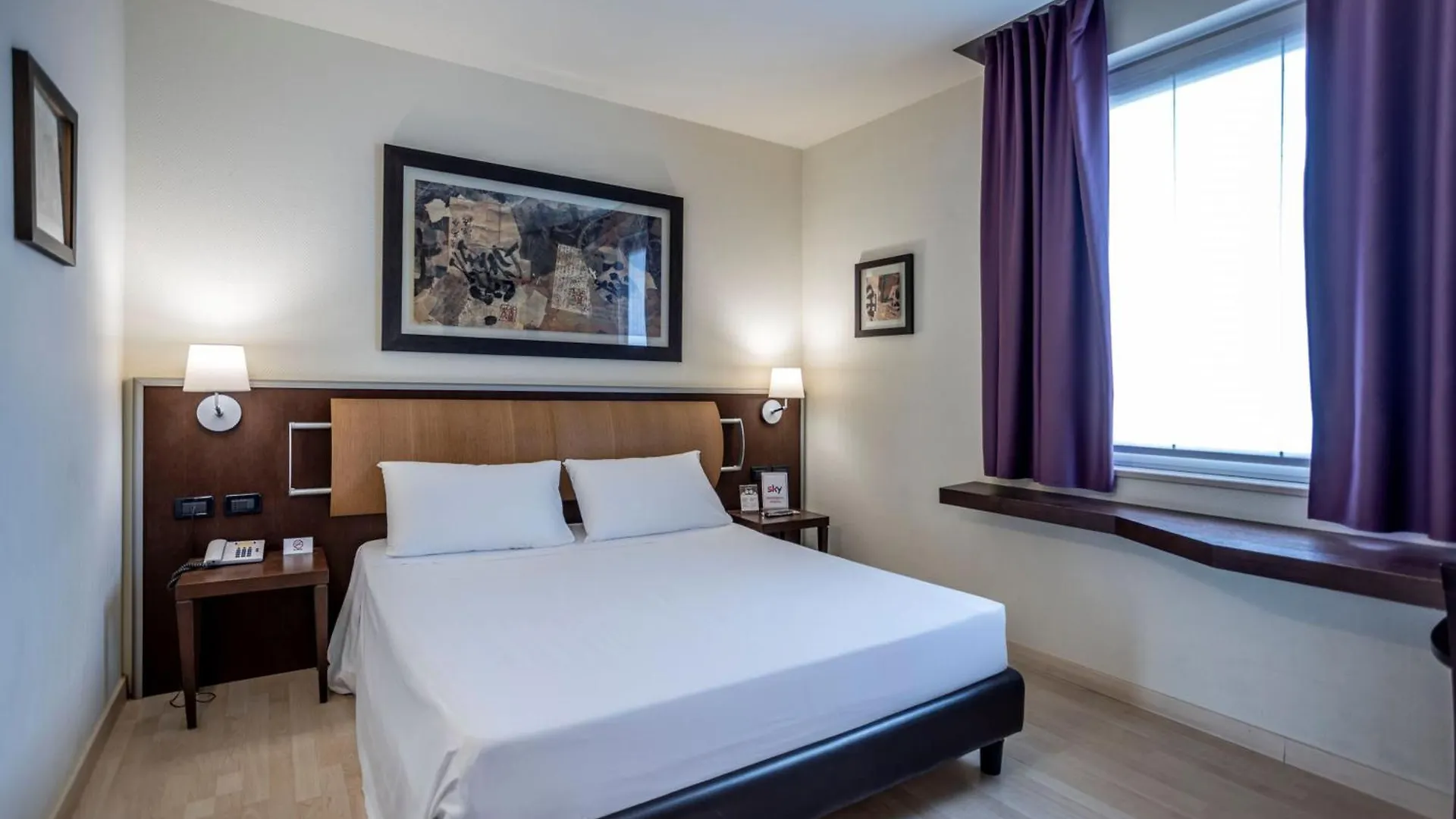 Stadio Hotel Plasencia 3*,